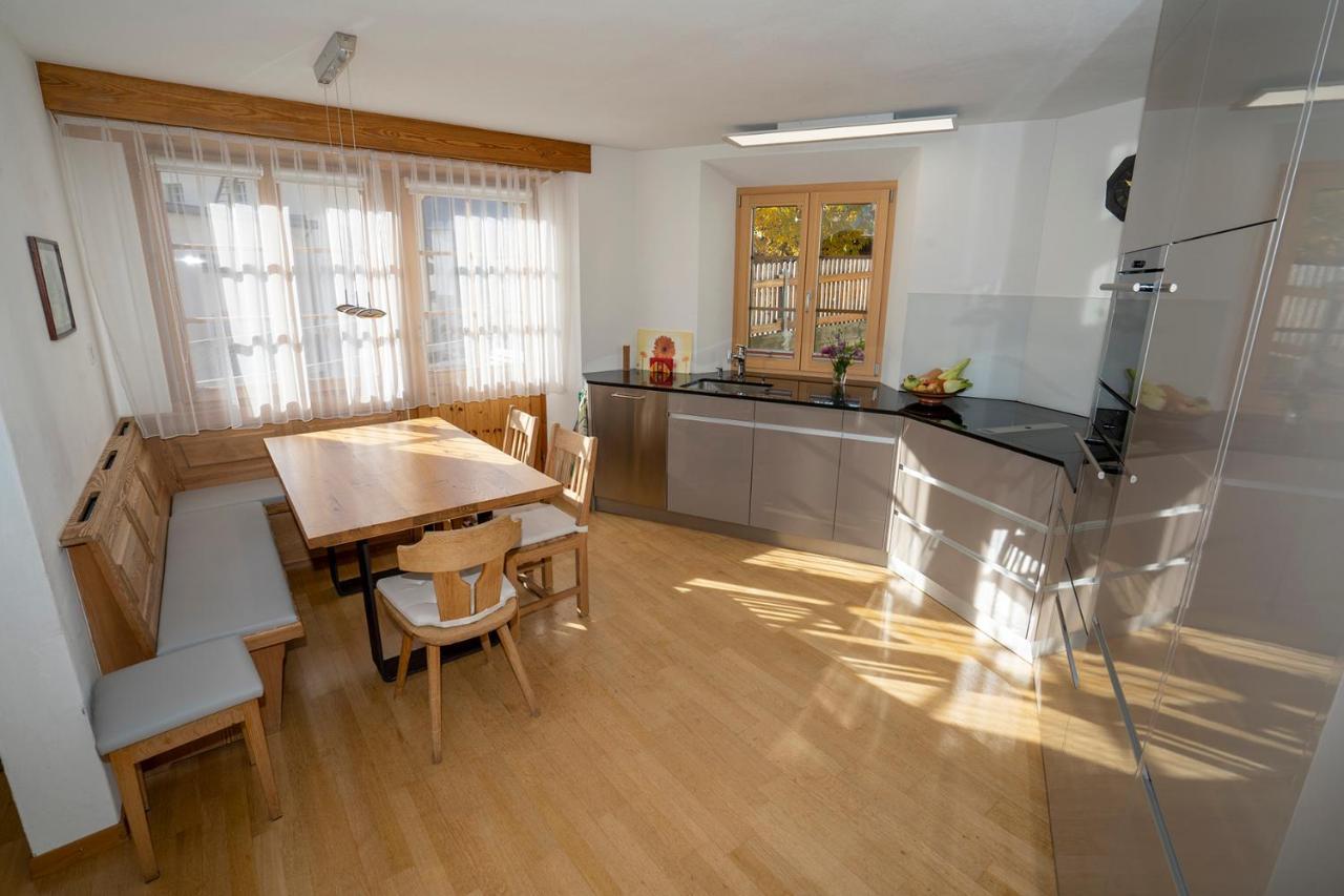 Chasa Nogler - Ferienwohnung Ramosch エクステリア 写真